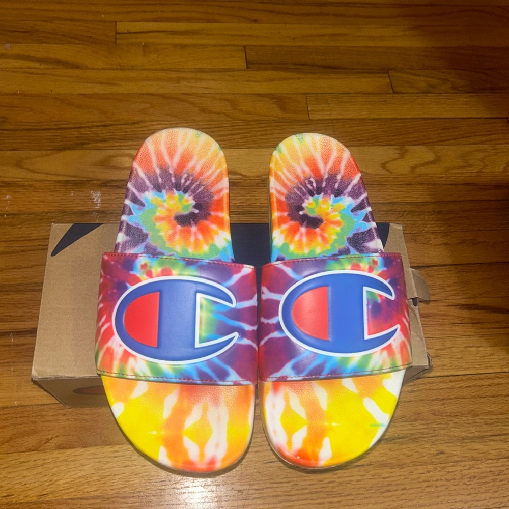 CHAMPION TIE DYE SLIDES RAINBOW